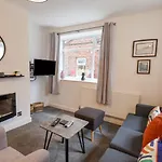 4 Boulby Bank *